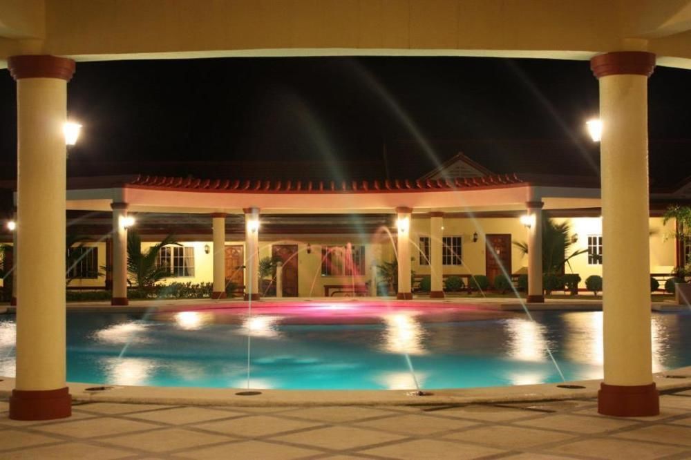 แฮกนายา บีช รีสอร์ต แอนด์ เรสเตอรองต์ Hotel San Remigio  ภายนอก รูปภาพ